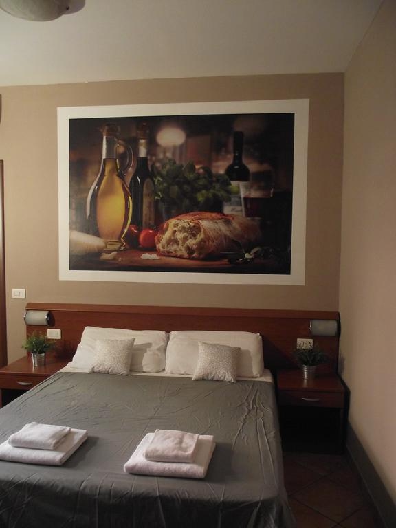 La Corte Albergo Desio Rum bild