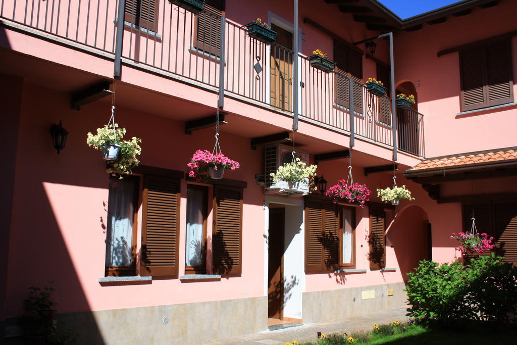 La Corte Albergo Desio Exteriör bild
